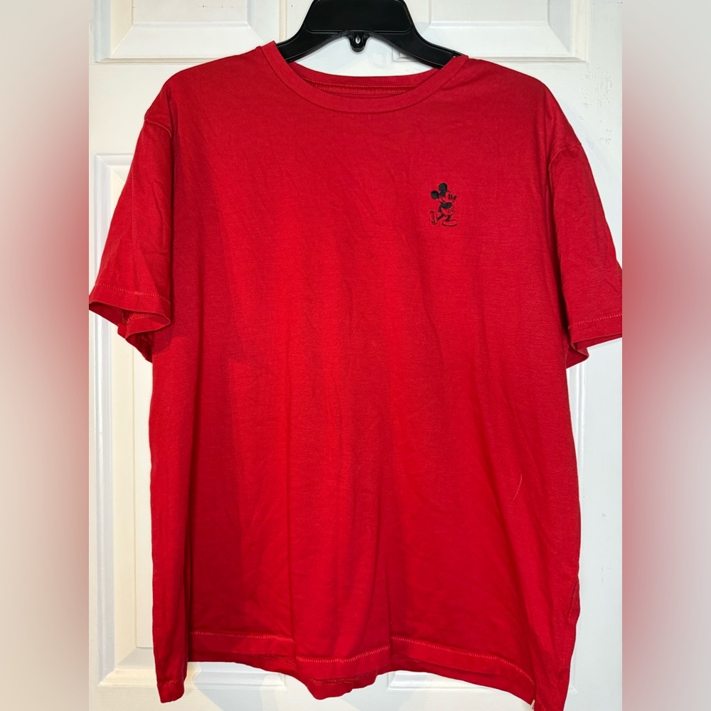 Disney Red Mickey Mouse Men's T-Shirt